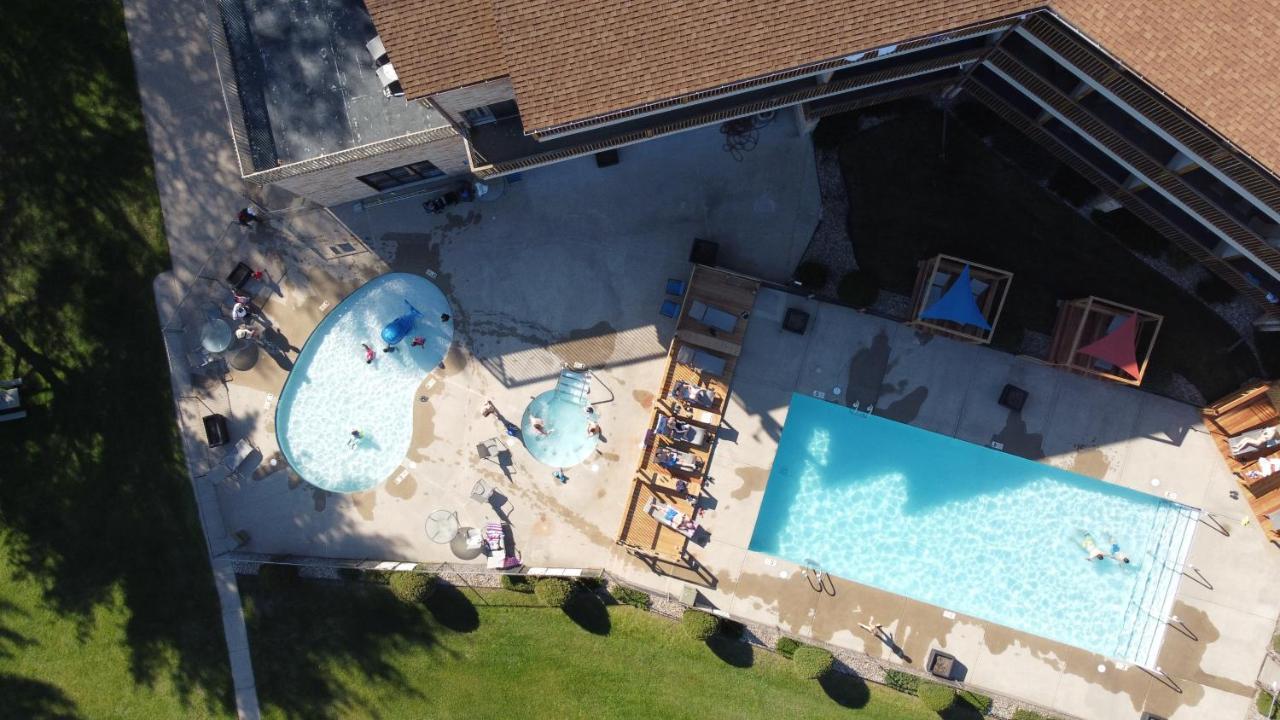 Aloha Beach Resort Уисконсин Делс Екстериор снимка