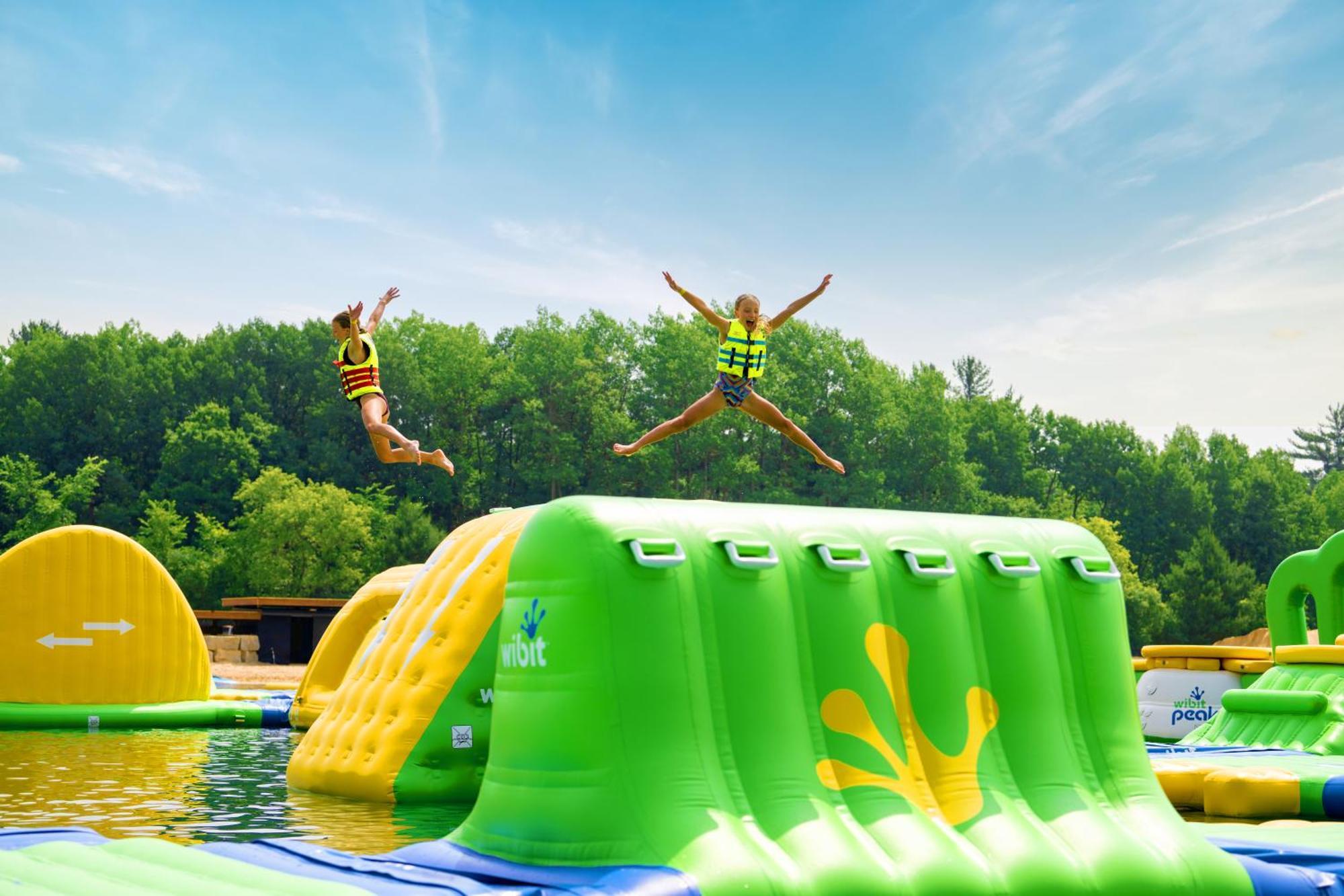 Aloha Beach Resort Уисконсин Делс Екстериор снимка