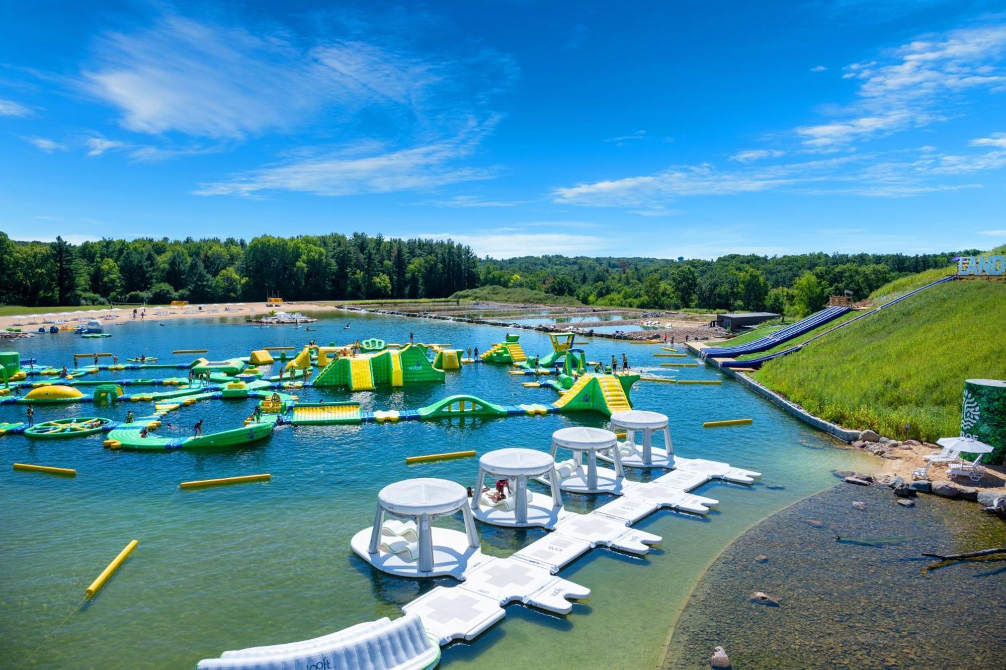 Aloha Beach Resort Уисконсин Делс Екстериор снимка